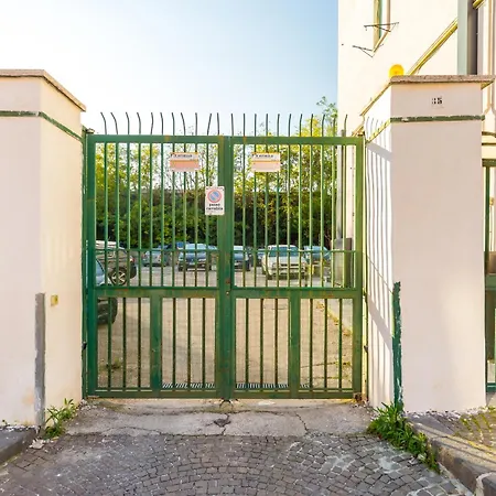 Malta Modern And Lovely Flat With Parking נאפולי